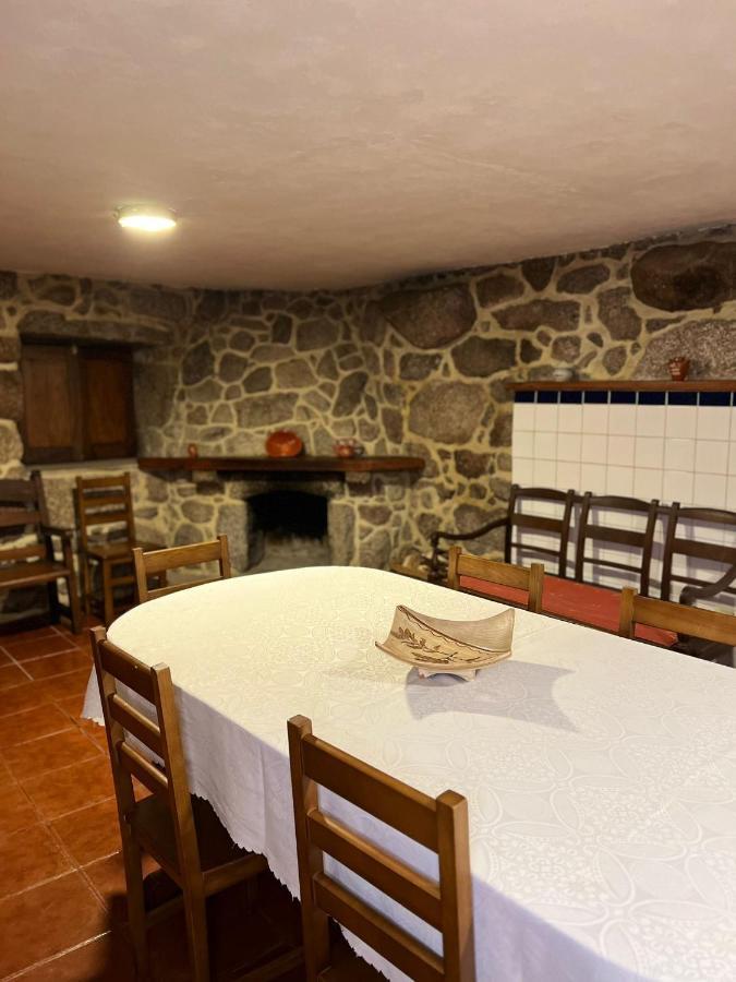 Penzion Casa Padre Alexandre Covide Exteriér fotografie