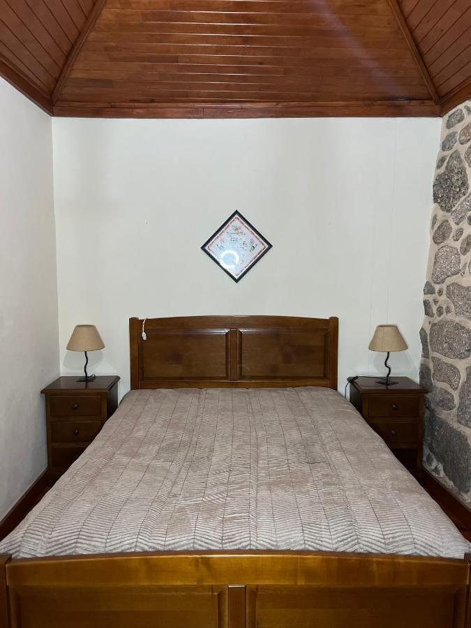 Penzion Casa Padre Alexandre Covide Exteriér fotografie