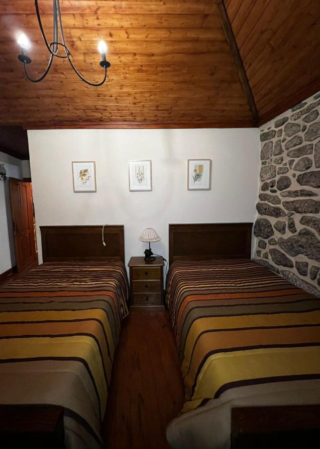 Penzion Casa Padre Alexandre Covide Exteriér fotografie