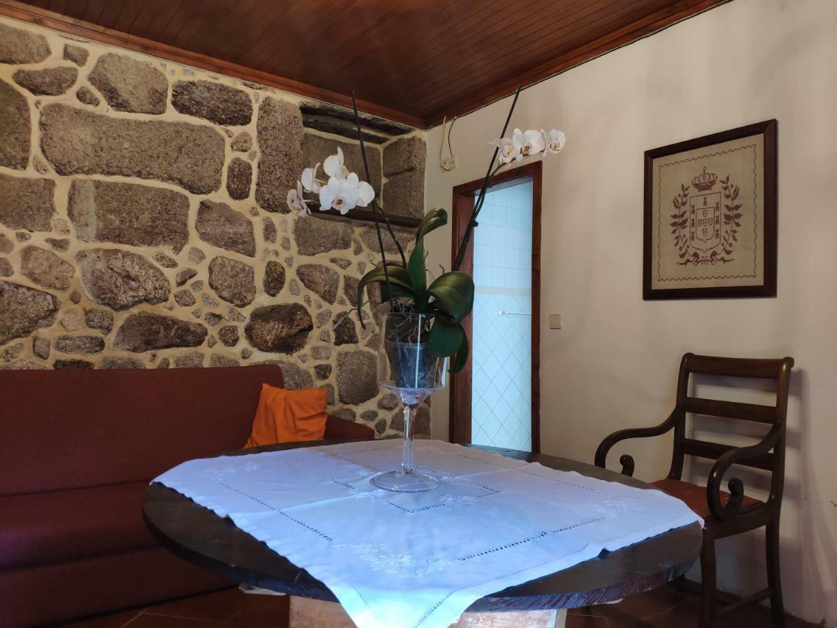 Penzion Casa Padre Alexandre Covide Exteriér fotografie